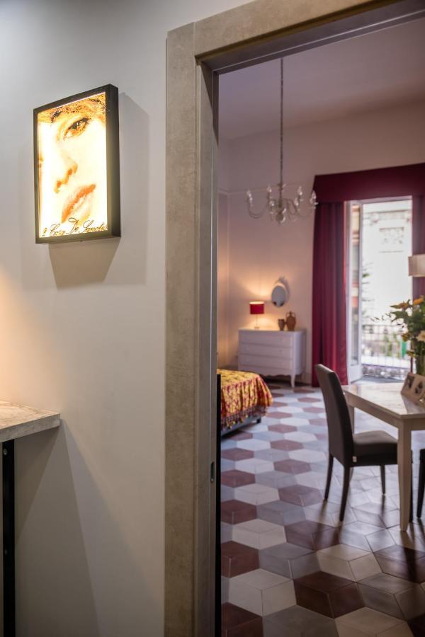 Foriart Relais Hotel Naples Luaran gambar