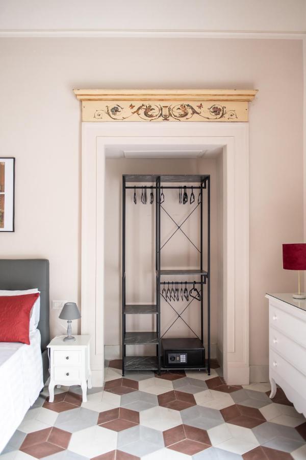 Foriart Relais Hotel Naples Luaran gambar