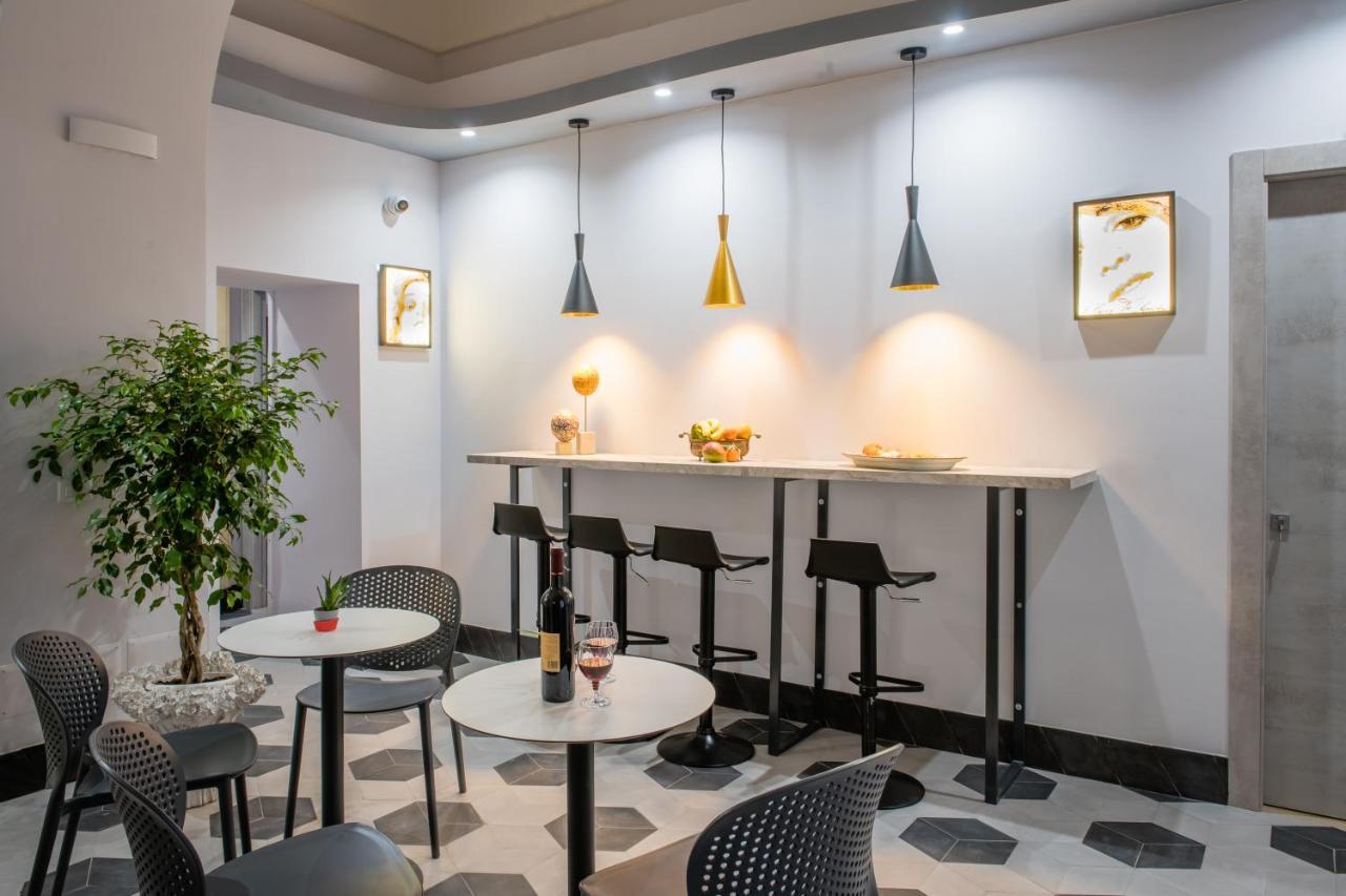 Foriart Relais Hotel Naples Luaran gambar